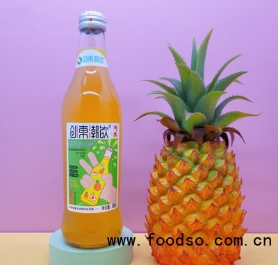 創(chuàng)東潮飲玻璃瓶汽水鳳梨味380ml