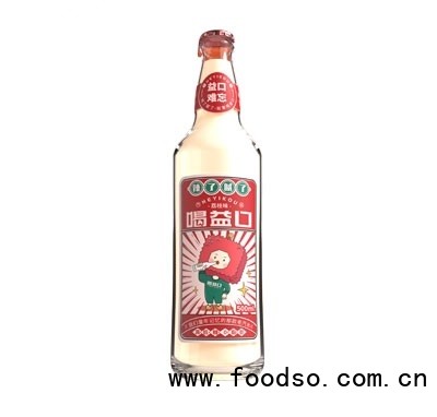 喝益口碳酸飲料老汽水荔枝味500ml